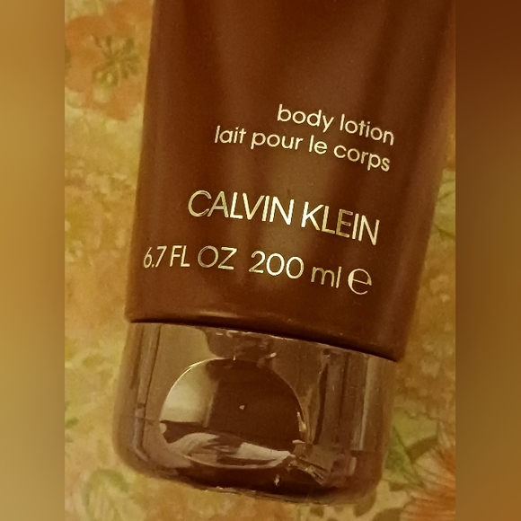 *SEALED* Calvin Klein Euphoria Body Lotion - Picture 5 of 7